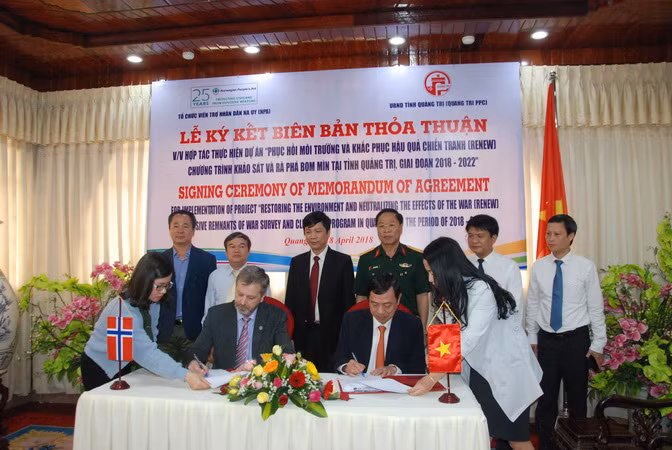 Na Uy hỗ trợ Quảng Trị hơn 225 tỷ đồng khắc phục hậu quả bom mìn ảnh 1