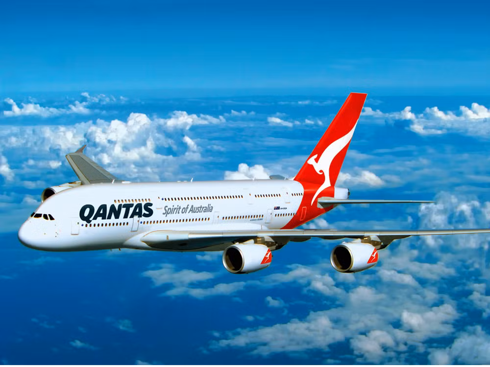 Mạnh tay cắt giảm chi phí, hãng Qantas "đổi vận" ngoạn mục ảnh 1