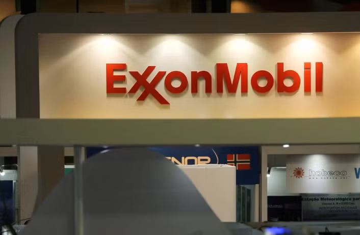 Tập đoàn Exxon Mobil từ bỏ dự án hàng tỷ USD ngoài khơi Brazil ảnh 1