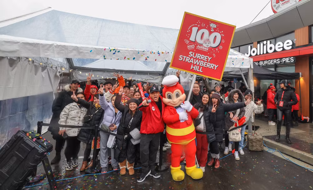 Sustained Growth. Jollibee is now present in 17 countries with 1,668 store locations – and counting. The recent milestone opening in Canada is the brand’s 100th store in North America and is part of the Jollibee Group’s aggressive growth plans for 2024.