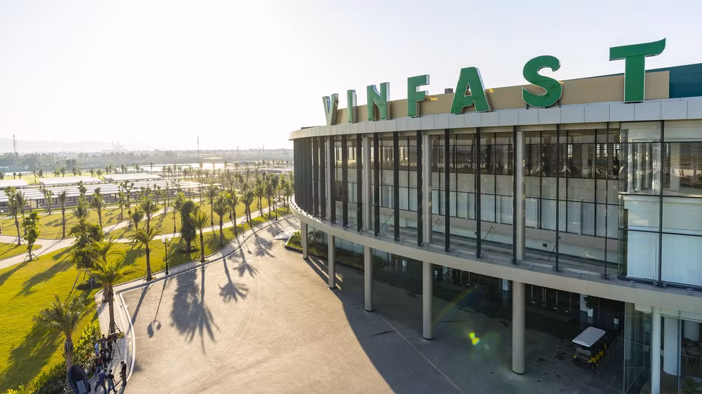 VinFast ký thỏa thuận thu xếp vốn quốc tế với Credit Suisse, Citigroup ảnh 1