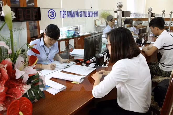 Sự kiện trong nước tuần 17-23/10: Tai nạn máy bay và bê bối nước mắm ảnh 7
