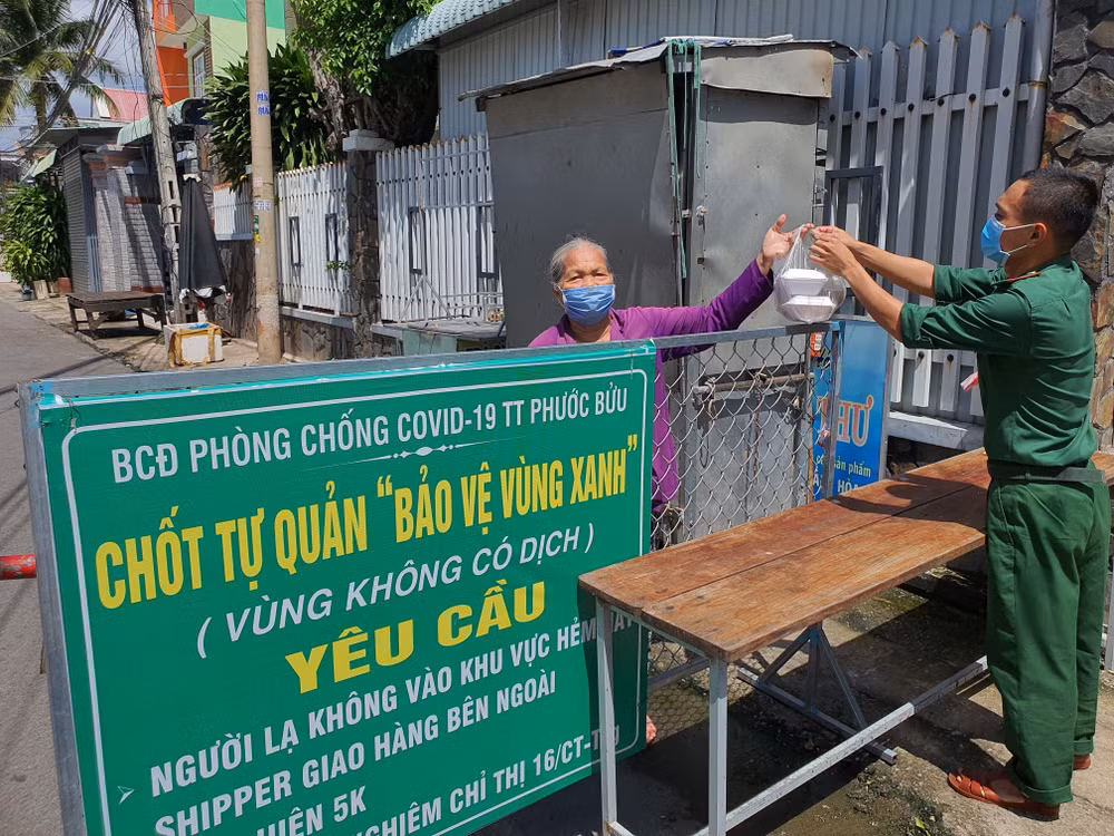 Bếp ăn 0 đồng - sẻ chia yêu thương trong mùa dịch COVID-19 ảnh 3