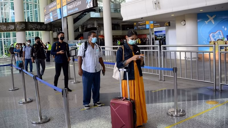 Indonesia tạm cấm nhập cảnh với du khách 11 nước và vùng lãnh thổ ảnh 1