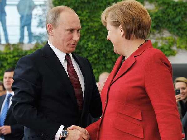Thủ tướng Đức Merkel gặp nguyên thủ quốc gia Nga và Ukraine ảnh 1