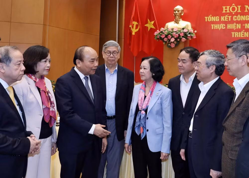 Thủ tướng: Cần làm tốt công tác dân vận trên không gian mạng ảnh 1