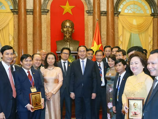 Chủ tịch nước Trần Đại Quang tiếp đại biểu doanh nhân Việt Nam ảnh 1