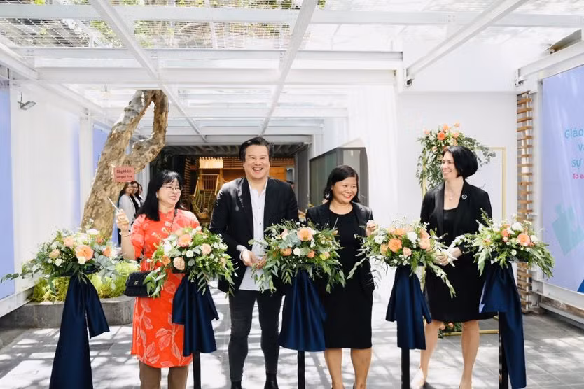 Nghệ sỹ Thanh Bùi ra mắt trung tâm giáo dục đặc biệt cho trẻ tự kỷ ảnh 1