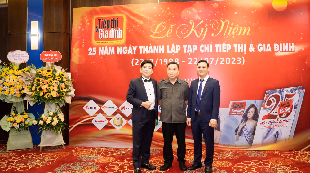 Tạp chí Tiếp thị & Gia đình tròn 25 năm xây dựng và phát triển ảnh 1