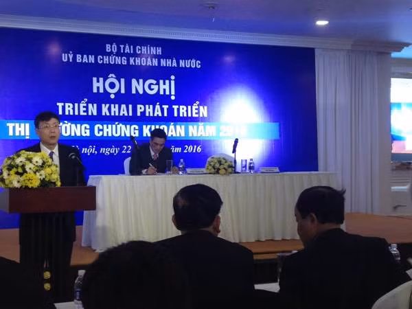 Huy động trên thị trường chứng khoán chiếm 28% vốn đầu cả nước ảnh 1