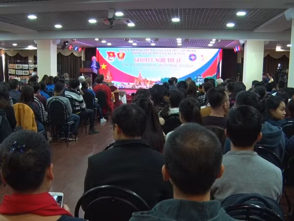 Lần đầu tiên Đoàn thanh niên Việt Nam và Nga tổ chức giao lưu ảnh 1