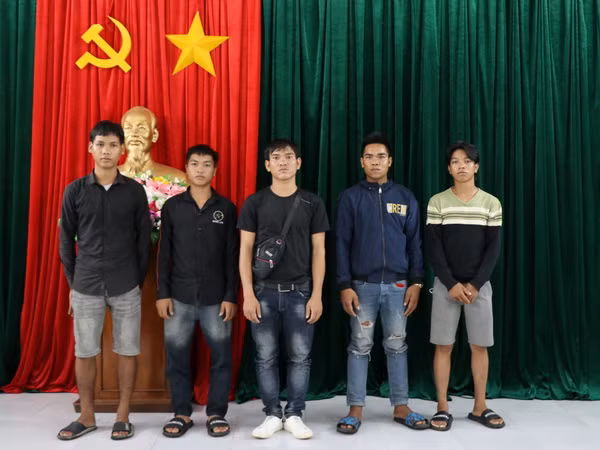 Vụ mua bán người qua biên giới: Hỗ trợ đưa 5 nạn nhân về địa phương ảnh 2
