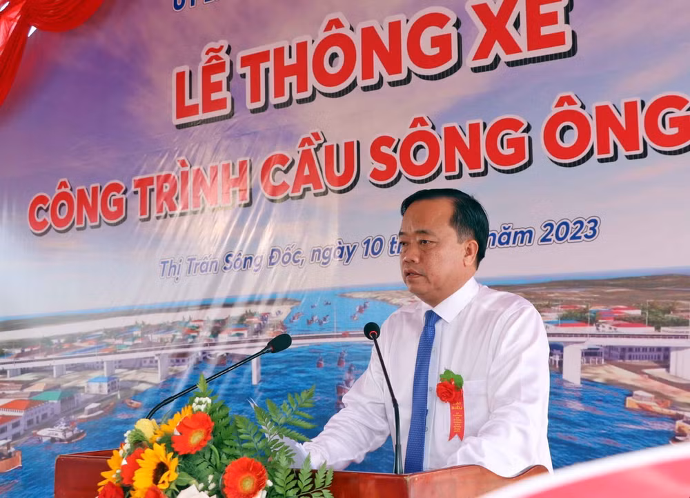 ttxvn-cau-ong-doc-3-3071.jpg