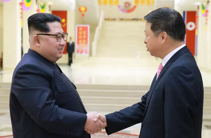 Ông Kim Jong-un gặp quan chức cấp cao Trung Quốc lần thứ 2 trong tuần ảnh 1