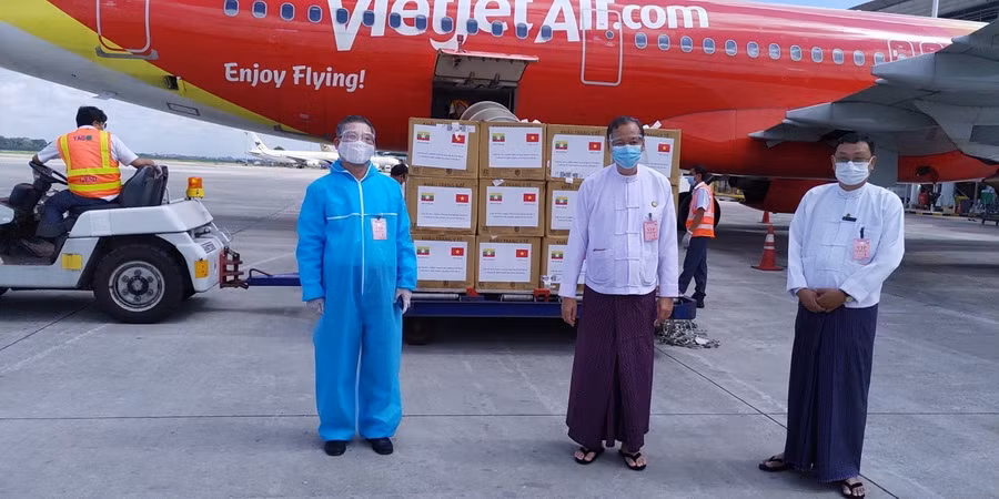 Việt Nam tiếp tục hỗ trợ Myanmar phòng chống COVID-19 ảnh 1