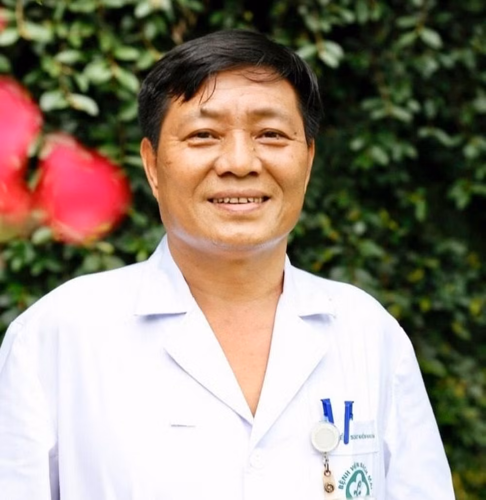 chuyen-gia-nguyen-viet-hung-4387.jpg