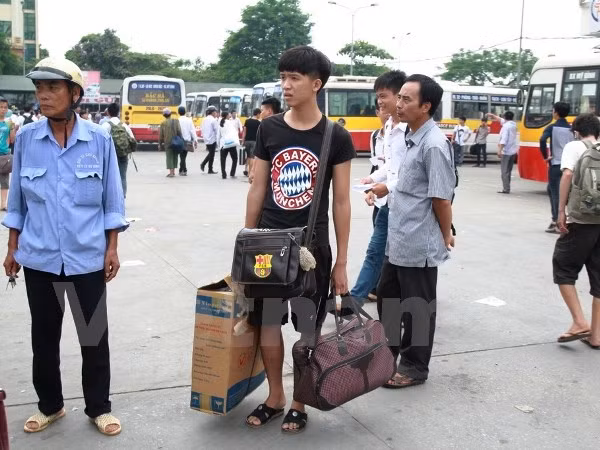 Đổi mới thi 2015: Thí sinh lặn lội cả trăm cây số lấy bằng tốt nghiệp ảnh 1