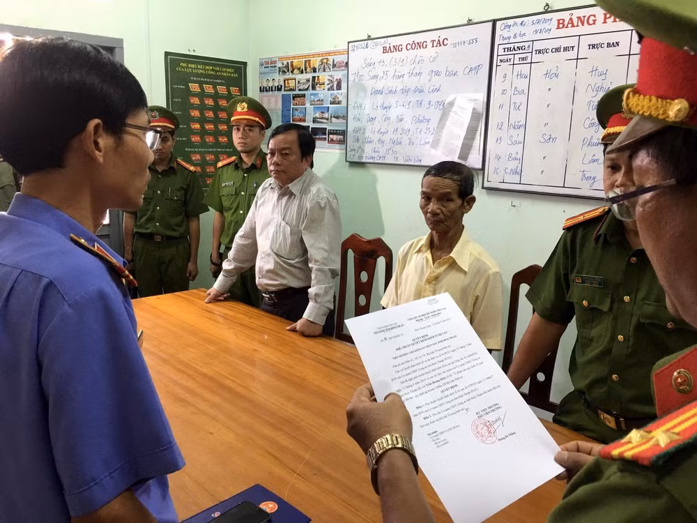 Bắt tạm giam Phó Chủ tịch Ủy ban Nhân dân thành phố Phan Thiết ảnh 1