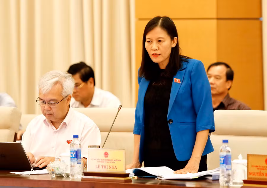 Vấn đề xe công làm "nóng" phiên họp Ủy ban Thường vụ Quốc hội ảnh 1