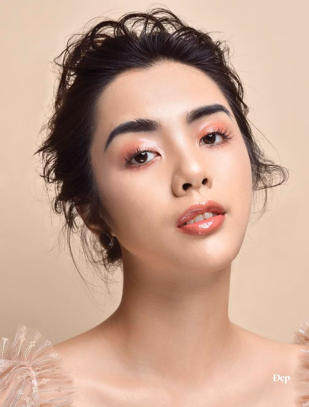 Sở hữu lớp makeup hồng ngọt lịm chỉ với ba sản phẩm makeup ảnh 1