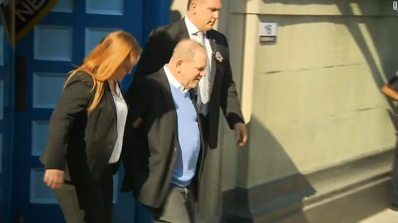 Bắt giữ nhà sản xuất Harvey Weinstein với cáo buộc tấn công tình dục ảnh 1