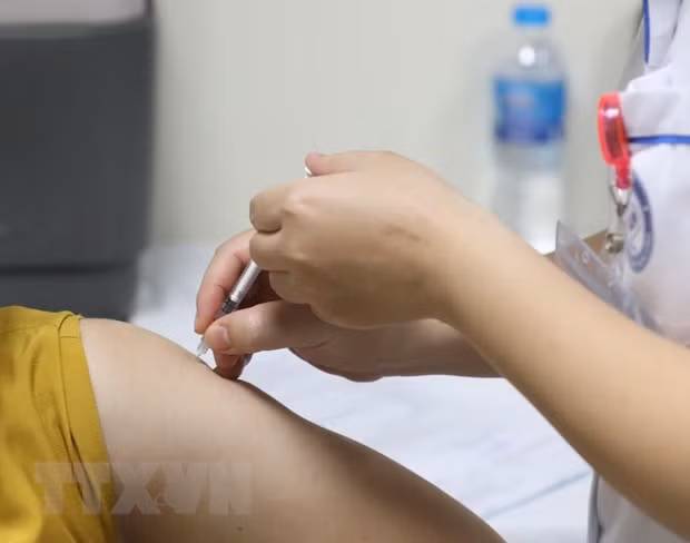 Hậu Giang đẩy nhanh tiến độ tiêm mũi 3 cho trẻ từ 12 đến dưới 18 tuổi ảnh 1