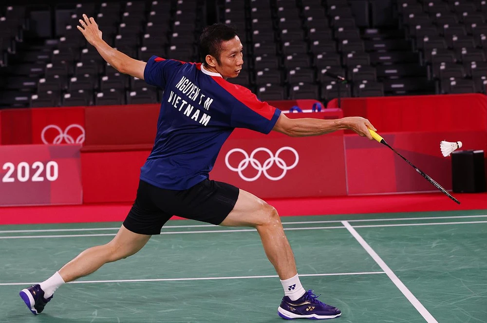 Tay vợt Nguyễn Tiến Minh dừng bước ở Olympic Tokyo 2020 | Vietnam+  (VietnamPlus)