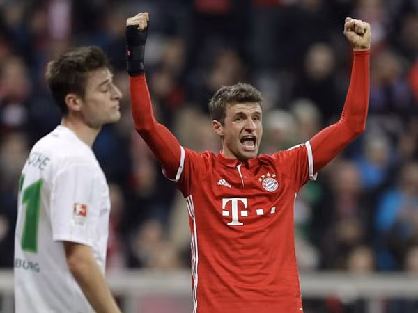 Thomas Mueller mất tiền vì đã giải "cơn khát bàn thắng" ảnh 1