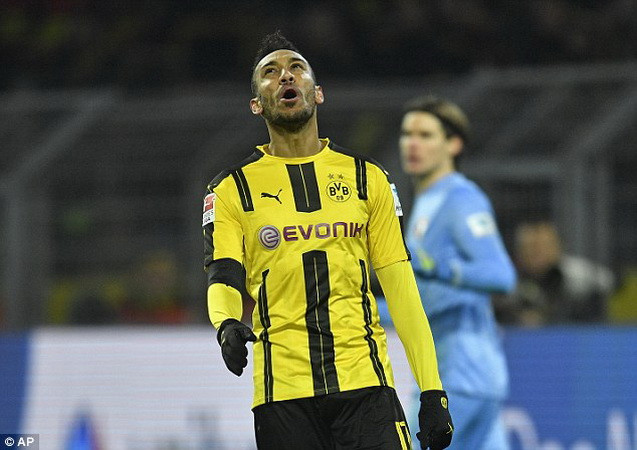 Borussia Dortmund và Signal Iduna Park - Biểu tượng của bóng đá Đức