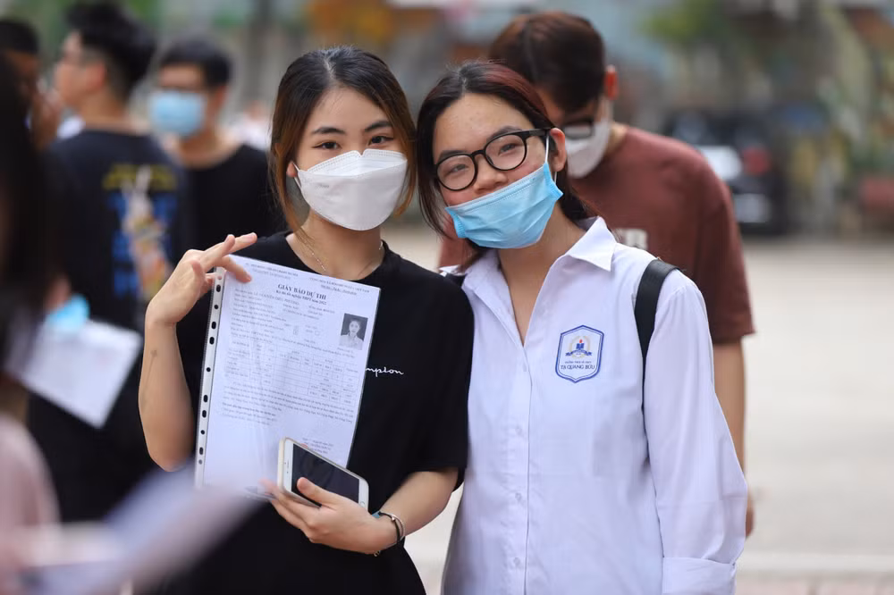 Hà Nội: Gần 95% thí sinh dự thi tốt nghiệp THPT xét tuyển đại học ảnh 1