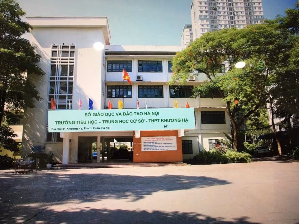Lịch sử trường công lập có tỷ lệ 'chọi' vào lớp 10 cao nhất Hà Nội ảnh 1