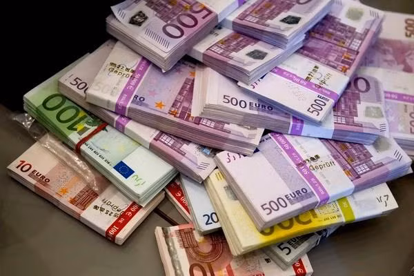 Hội nghị mùa Xuân IMF-WB: Pháp cảnh báo nguy cơ đe dọa đồng euro ảnh 1