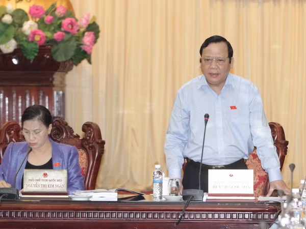 Cho ý kiến dự thảo Luật tài nguyên, môi trường biển và hải đảo ảnh 1