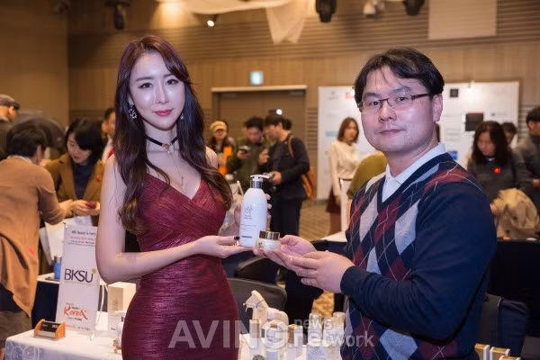 Mỹ phẩm chiết xuất từ mỡ ngựa mang tình yêu của cha với con gái ảnh 2