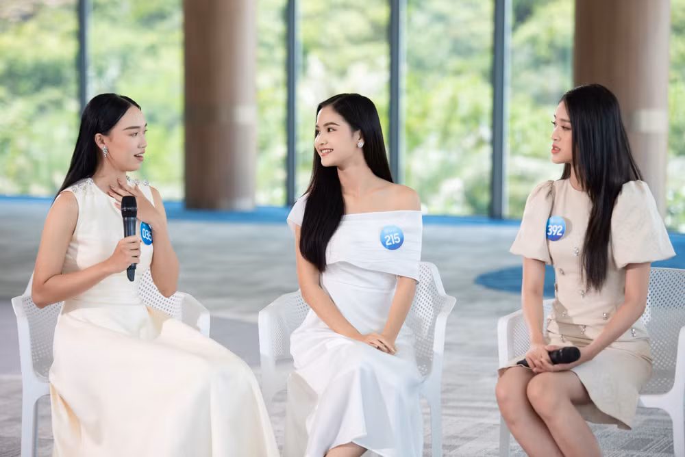 Thí sinh Miss World VN: 'Lột xác' sau những câu chuyện truyền cảm hứng ảnh 1