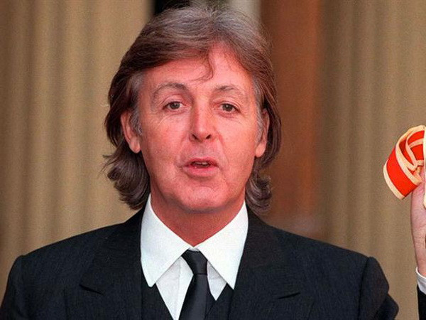 Paul McCartney đòi lại tác quyền các ca khúc viết cho The Beatles |  Vietnam+ (VietnamPlus)