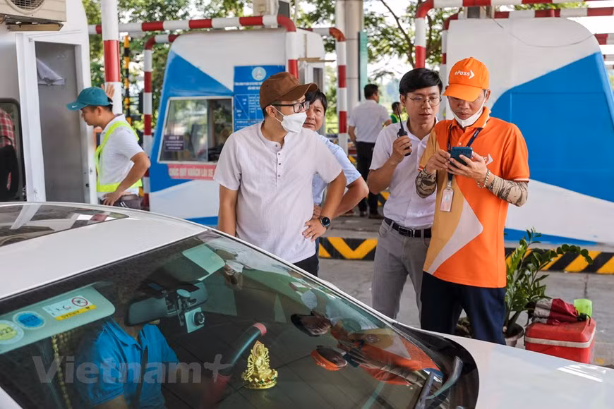 Giải pháp nào để khắc phục triệt để các bất cập, tồn tại thu phí ETC? ảnh 1