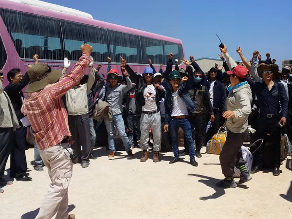 Tiến hành sơ tán đợt cuối cùng lao động Việt Nam tại Libya ảnh 1