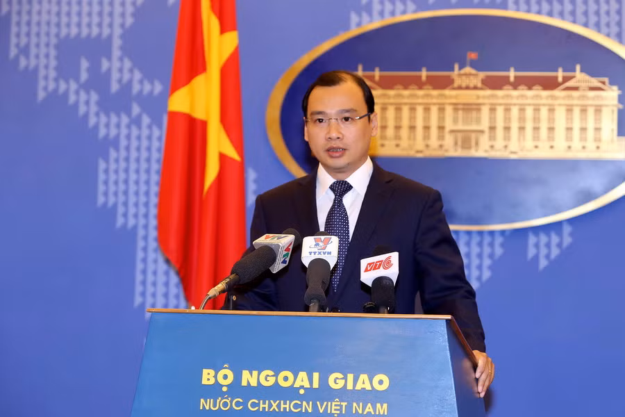Trao công hàm phản đối Trung Quốc đưa giàn khoan vào Vịnh Bắc Bộ ảnh 1