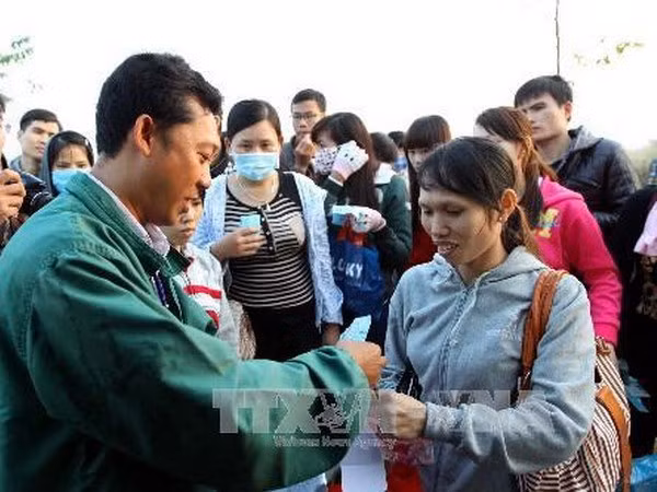 Danh nghiệp phải thông báo kế hoạch thưởng Tết cho người lao động ảnh 1