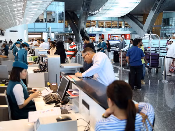 UAE khẳng định không lựa chọn giải pháp quân sự chống lại Qatar ảnh 1