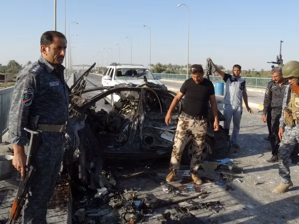 Đánh bom xe liên hoàn ở thủ đô Baghdad, hơn 20 người thiệt mạng ảnh 1