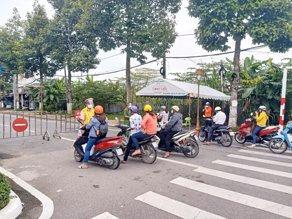 Điều tra đối tượng phát tán tin sai sự thật về phong tỏa Bạc Liêu ảnh 1