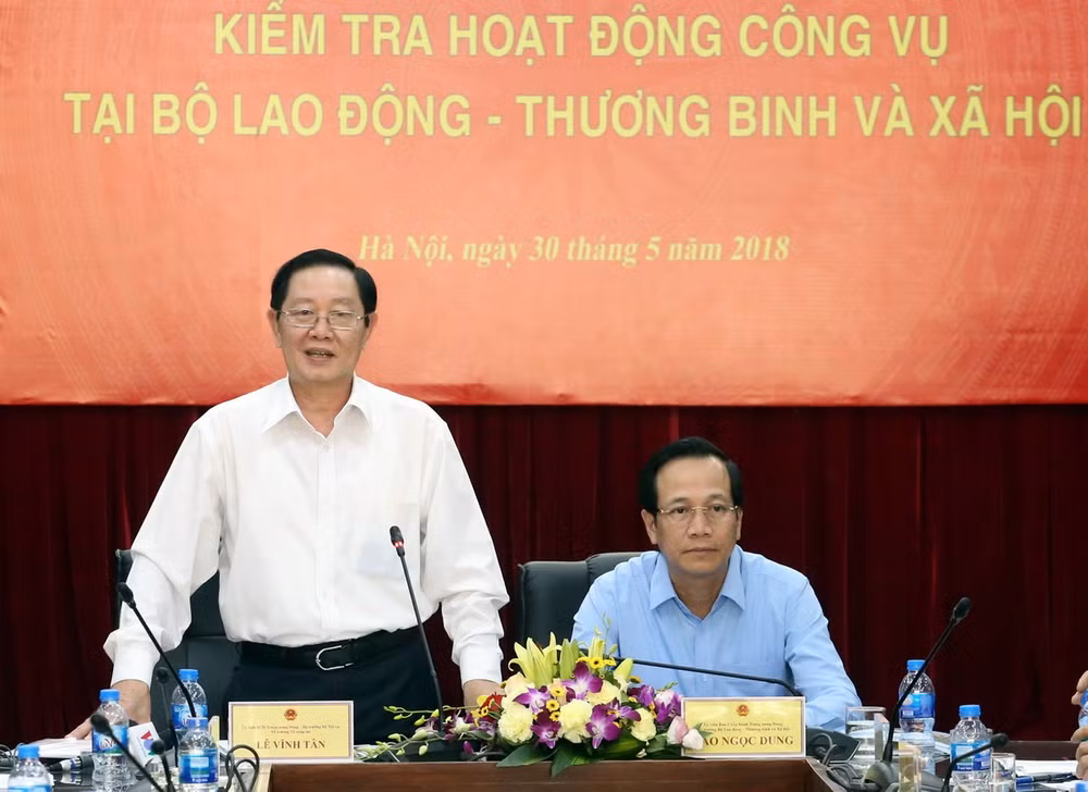 Tổ công tác về kiểm tra công vụ làm việc tại Bộ LĐ-TB và XH ảnh 1