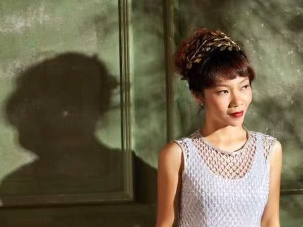 Hà Trần hát “Anh cứ đi đi” của Hari Won: Vũng lầy hay vùng trũng? ảnh 2