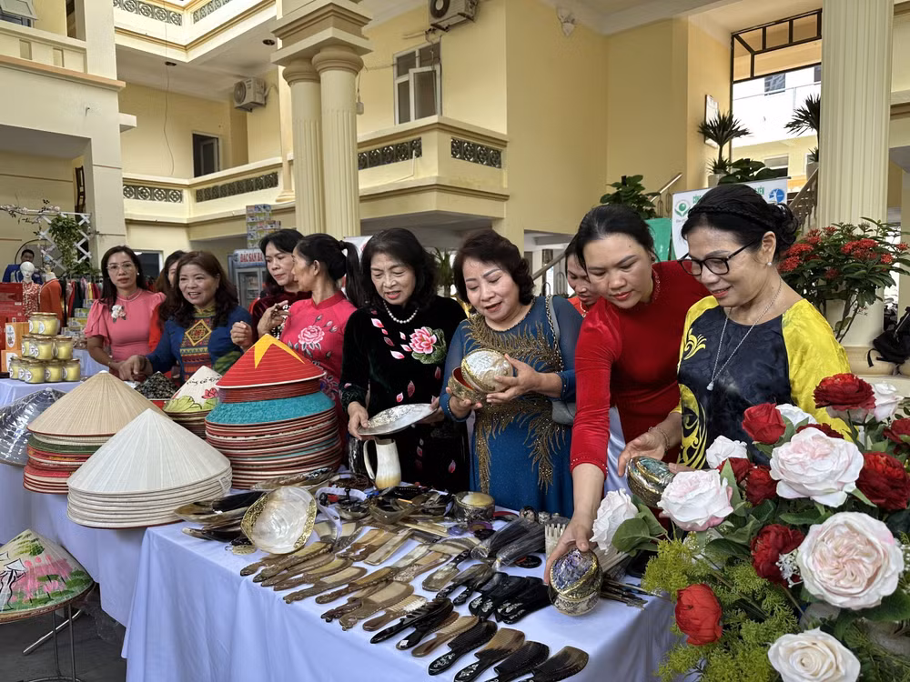 Quảng bá sản phẩm OCOP, sản phẩm làng nghề của phụ nữ Thủ đô ảnh 1