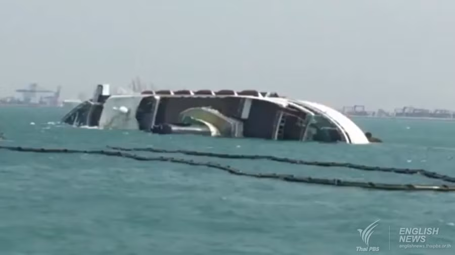Chìm tàu ngoài khơi Trung Quốc, nhiều người thiệt mạng và mất tích ảnh 1