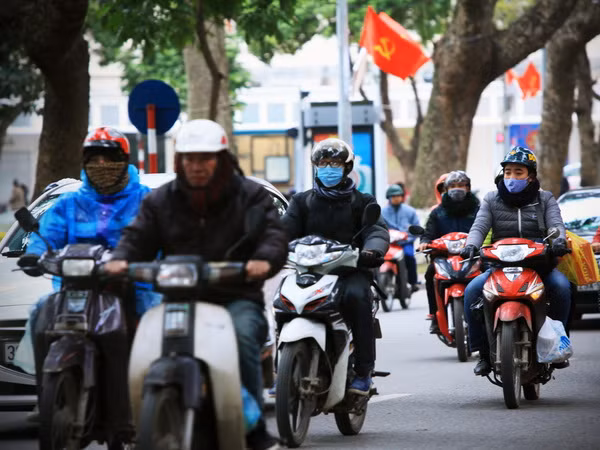 Giảm tới 10 độ C, Hà Nội chuyển rét nhanh từ chiều tối nay ảnh 1