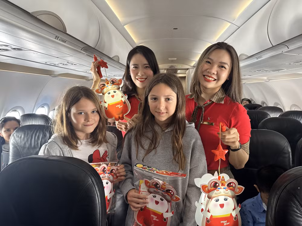 Đón Trung Thu với Chị Hằng, Chú Cuội trên các chuyến bay cùng Vietjet ảnh 4