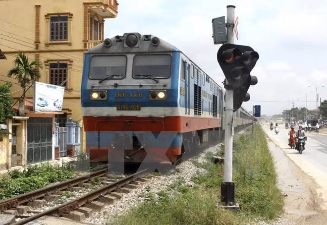 Vì sao đường sắt thua hàng không, đánh mất thị phần “thượng đế”? ảnh 1